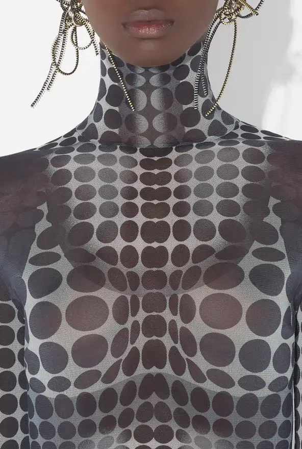 Re-Edition – the Black & White Dots Print Mesh Top Re-Edition – the Black & White Dots Print Mesh Top