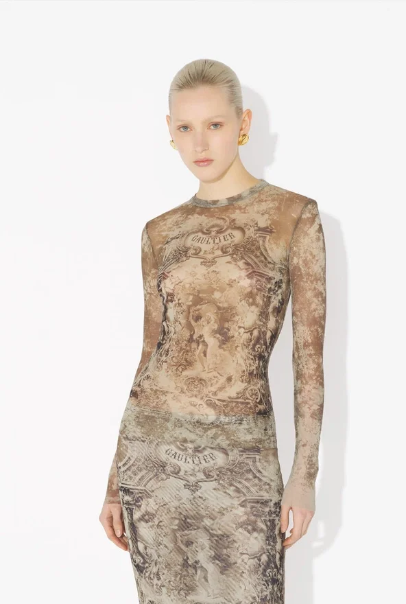 The Beige Madaillon Top The Beige Madaillon Top