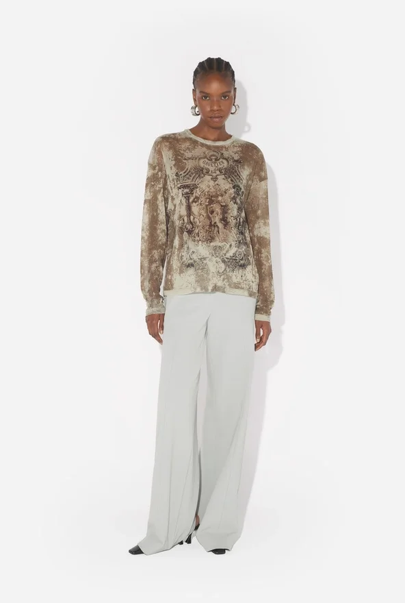 The Oversized Beige Madaillon Top The Oversized Beige Madaillon Top