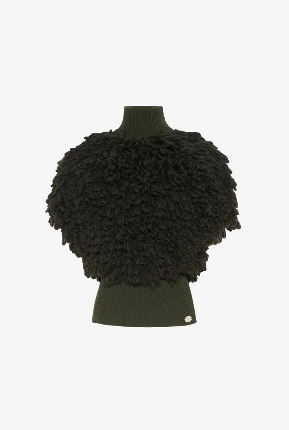The Sleeveless Loop-Stitch Sweater The Sleeveless Loop-Stitch Sweater